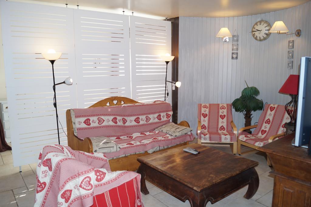 Apartment 13 Lou Veno